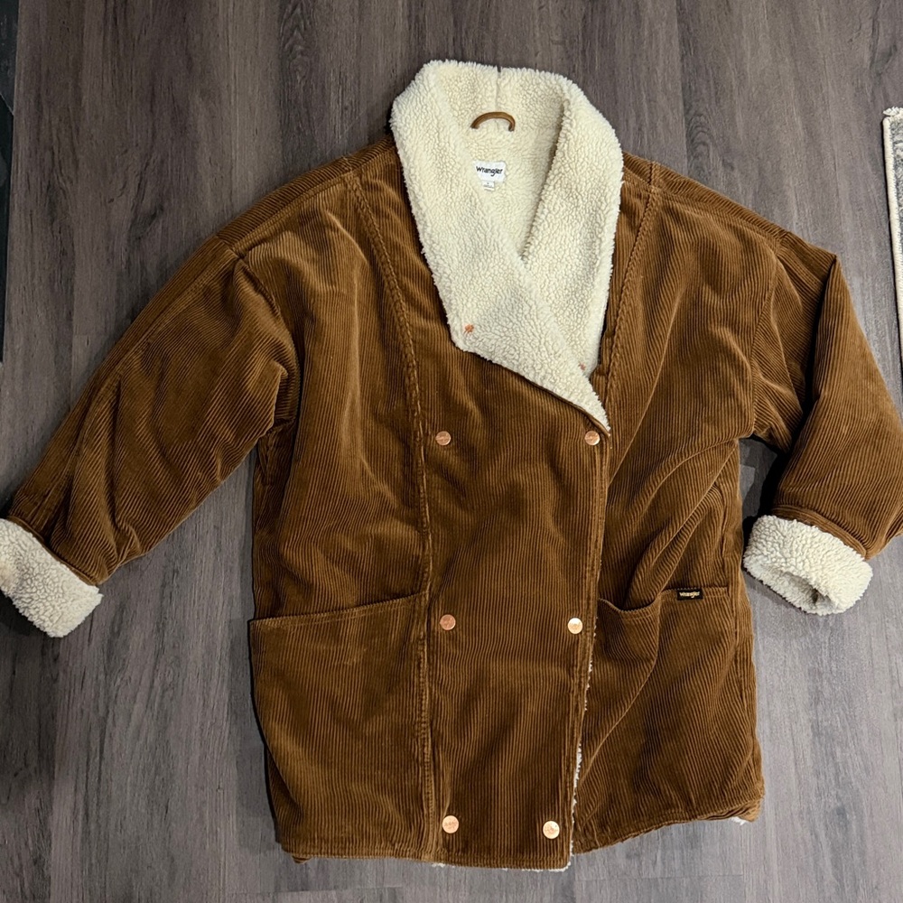 Wrangler Sherpa coat - Picture 3 of 4